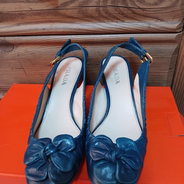 정품 프라다 가죽 슬링백 슈즈(235~240mm)