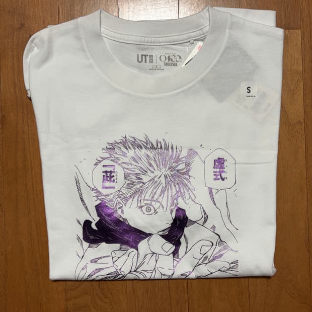 [S,M,L,XL] 유니클로 주술회전 고죠 티셔츠