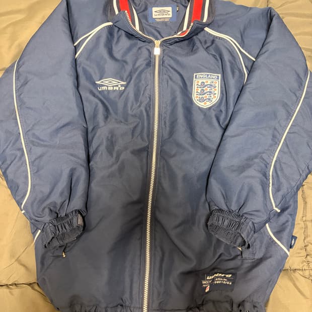 00s 엄브로 빈티지 잉글랜드 축구 국가대표 바람막이