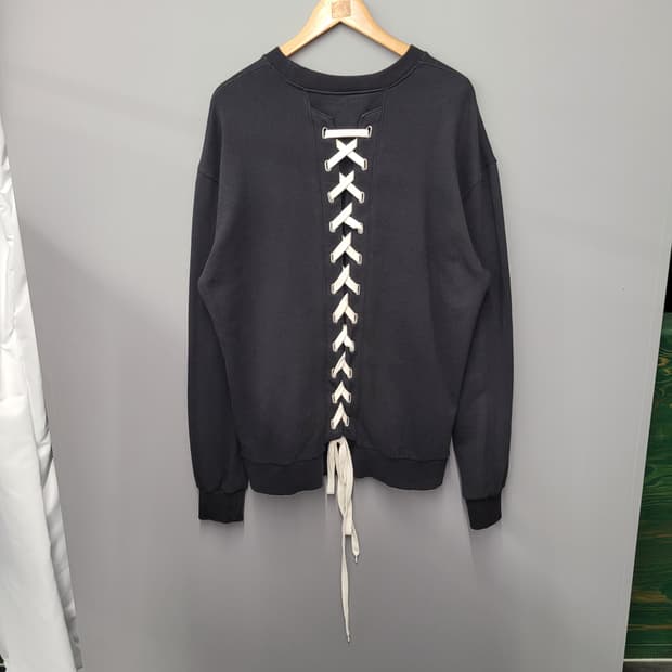 Dbydgnak 디그낙 레이스업 스웻 티셔츠 