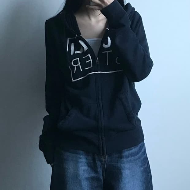 홀리스터 y2k 와투케 네이비 딱붙 후드집업