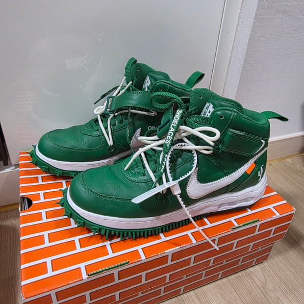 나이키 X 오프화이트 에어포스1 미드 SP 레더 파인 그린 285