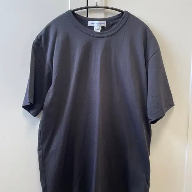 꼼데가르송 셔츠라인 티셔츠(Black/XL)