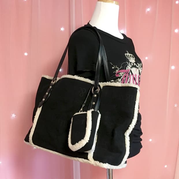 핑키앤다이안 블랙 퍼 숄더백