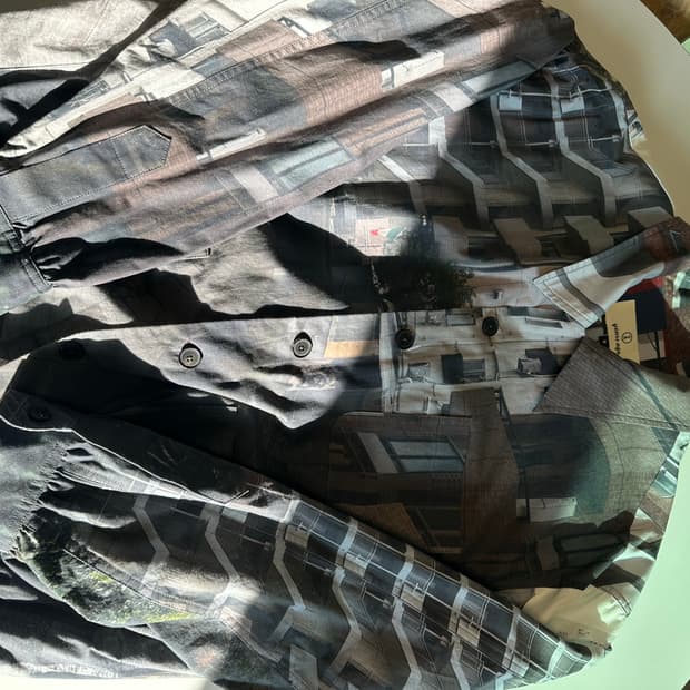 이얼즈어고 자켓