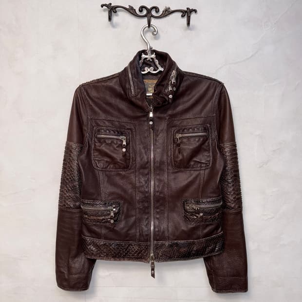 Dark brown lamb skin python pocket 투웨이jk