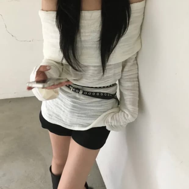 에이블리 127room 오프숄더 니트 