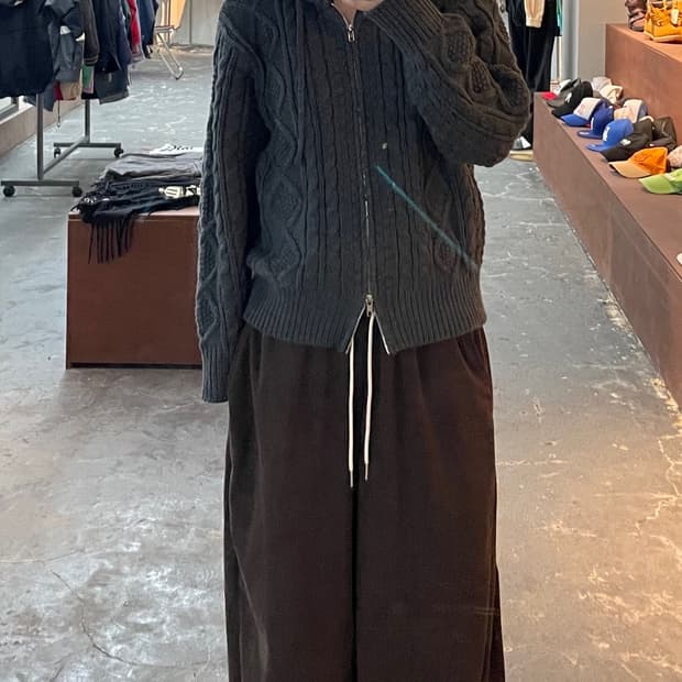 트릴리온 워셔블 아란 케이블 후드집업 니트 H1000