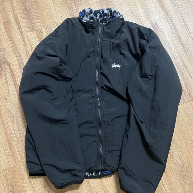 스투시 쉐르파 리버시블 자켓 블루 레오파드