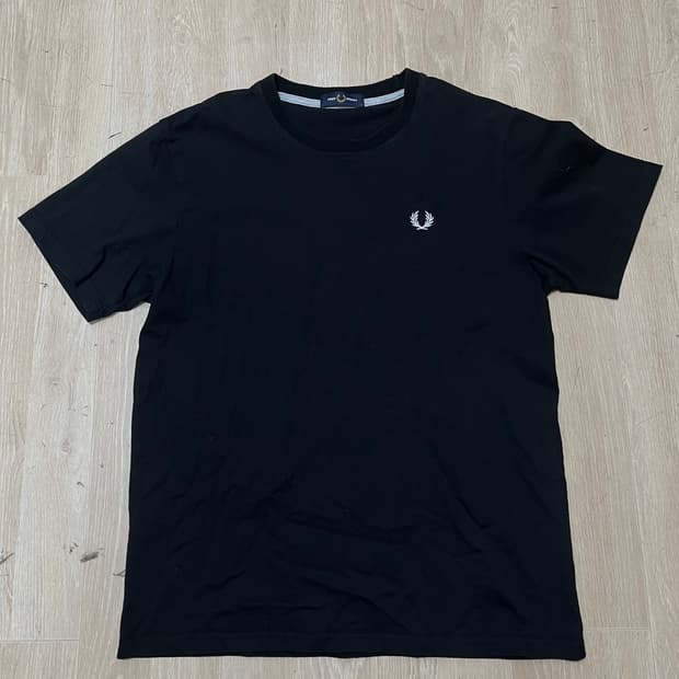 프레드페리 Fred Perry 월계수 자수로고 반팔티 L/100