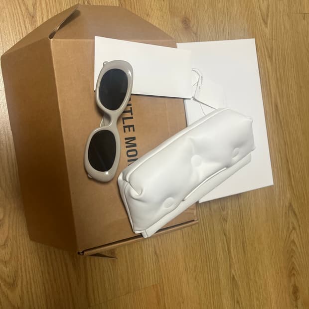 젠틀몬스터x메종 마르지엘라 MM004 그레이블랙
