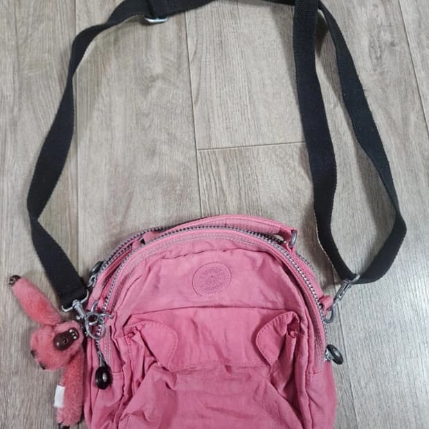 키플링 미니 크로스백 / 키플링 크로스백 / 키플링 가방 / 키플링백팩