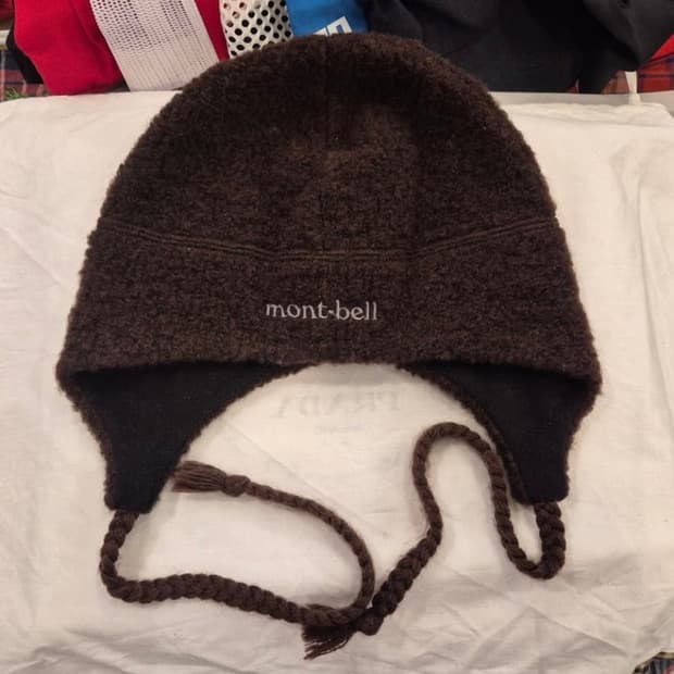 재팬 몽벨 이어플랩 비니