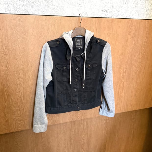 빈티지 코튼 자켓 그레이 스웨트 후드 레이어드 배색 디테일 블랙