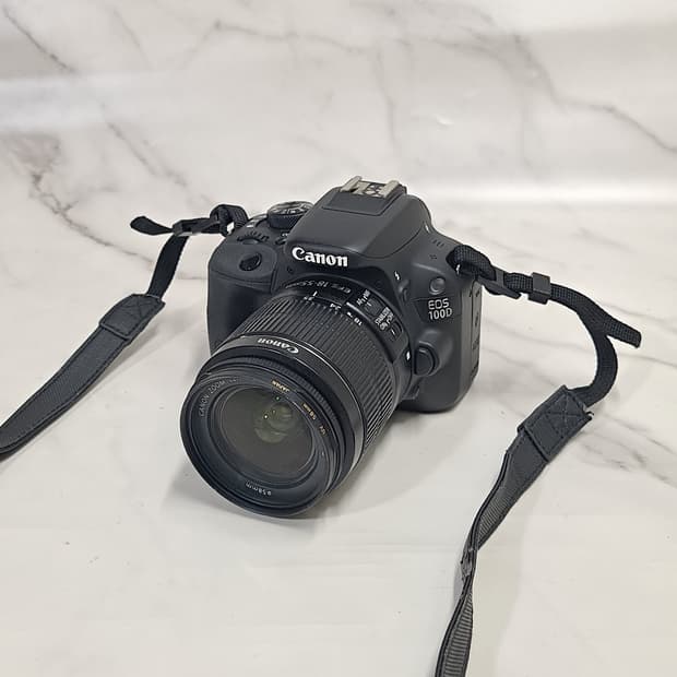 캐논 EOS 100D /18-55 mm 렌즈 /가방