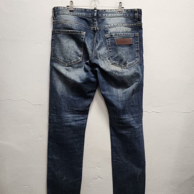 디스퀘어드2 런웨이 더티 슬림진 (디자이너착용)