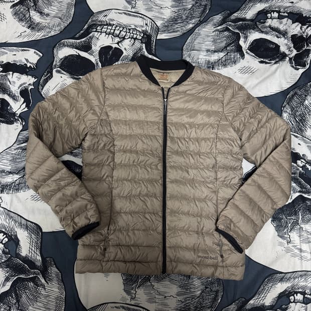 몽벨  구스다운 경량패딩 여성 M사이즈 