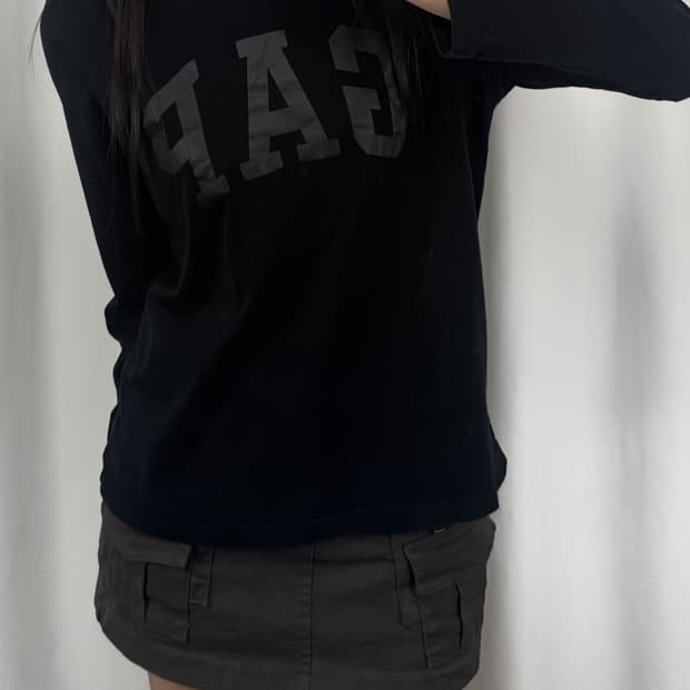 갭 빅로고 블랙 롱슬리브