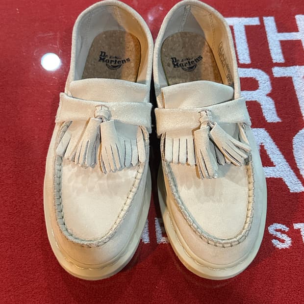 닥터마틴 아드리안 모노 스웨이드 240