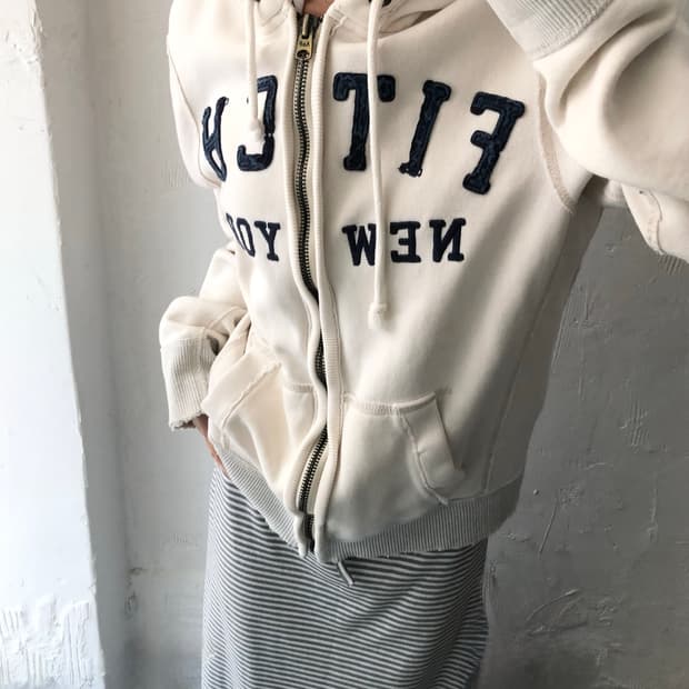 Abercrombie & Fitch 아베크롬비 아이보리 레터링 후드집업
