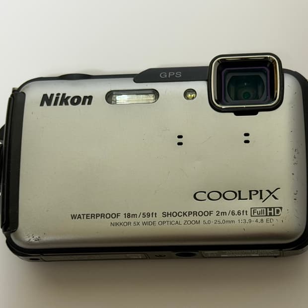 니콘 aw110 그레이 디카