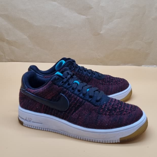 나이키 에어포스1 플라이니트 여성운동화240 