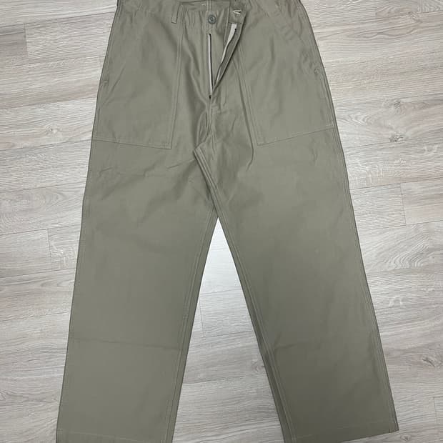 아웃스탠딩 퍼티그팬츠