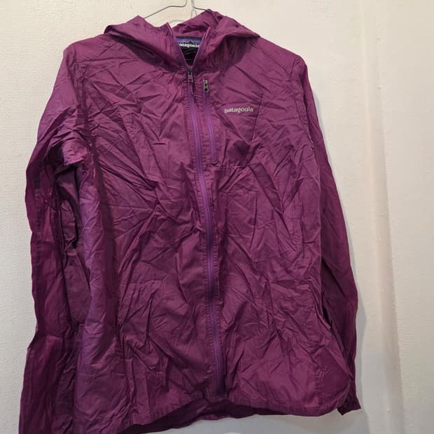 파타고니아 후드바람막이자켓 