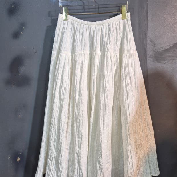 Thursday Island 아이보리 롱 스커트 M