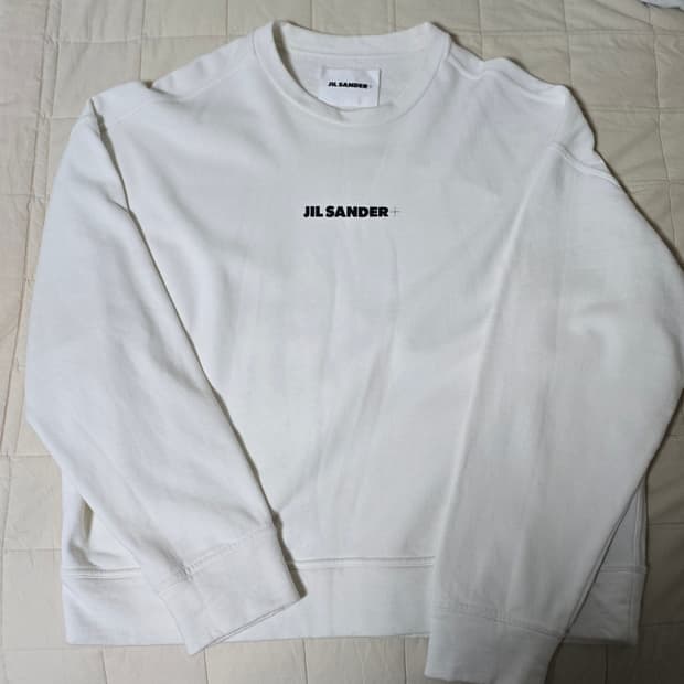 질샌더 맨투맨 L 사이즈