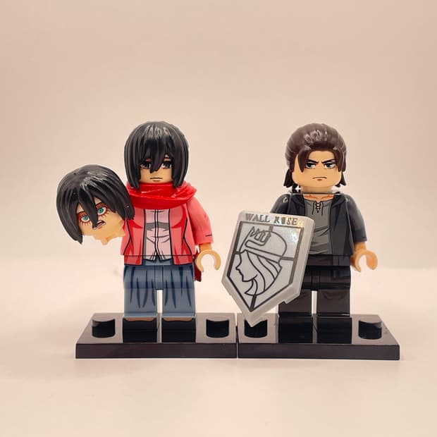 진격의 거인 피규어 2종