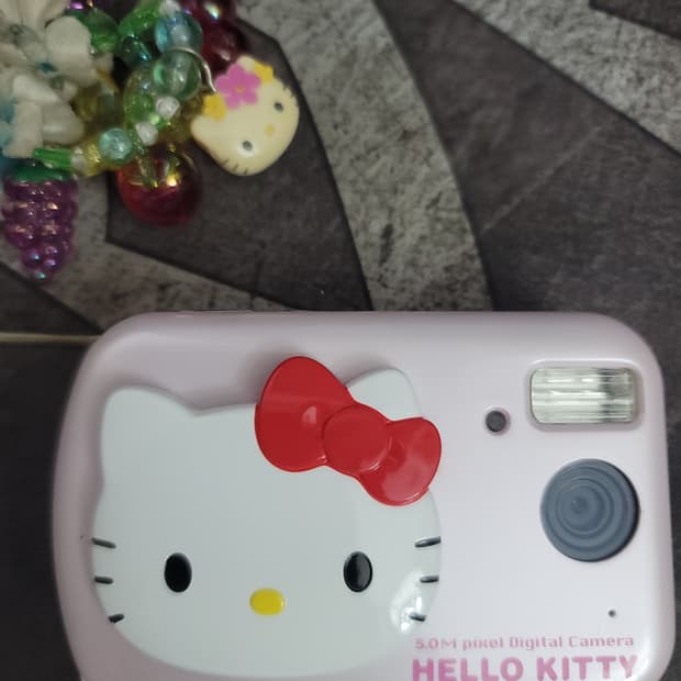 헬로 키티 디카 빈티지 카메라