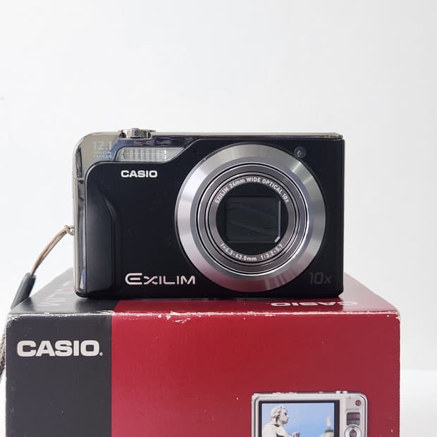 카시오 엑슬림 h10 디카  빈티지카메라 casio 매이크업카메라 아이유