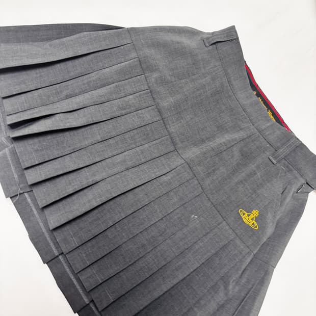 비비안웨스트우드 앵글로매니아 그레이스커트