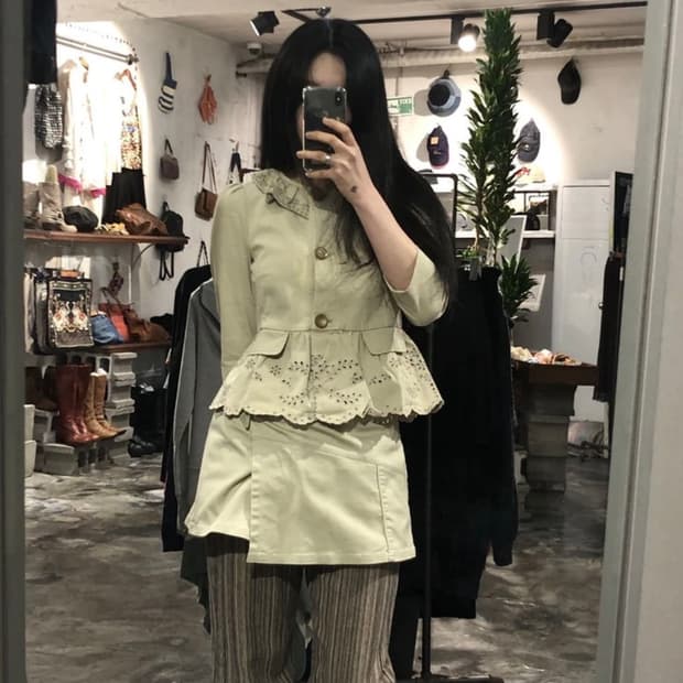 [1396]Redvalentino beige punching jacket