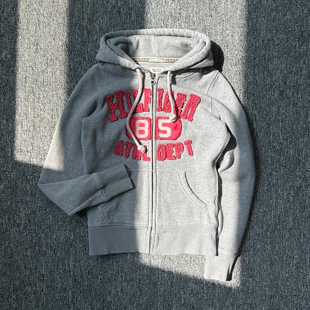 타미힐피거 패치로고 그레이 후드집업