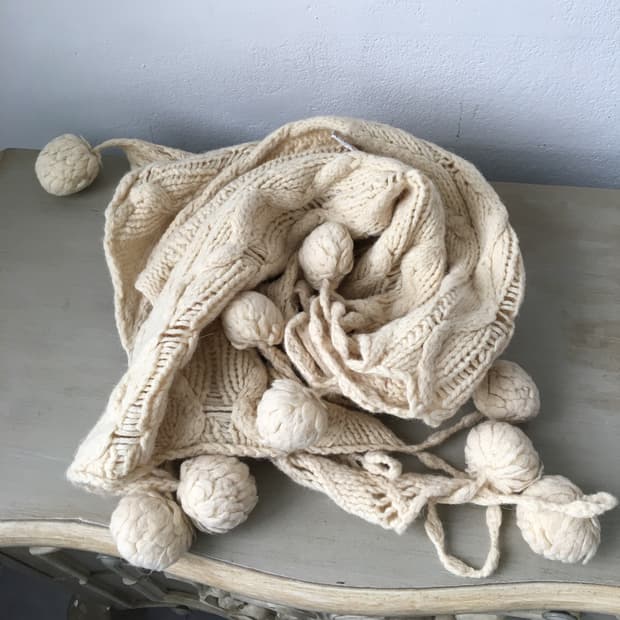  pom pom damage knit muffler