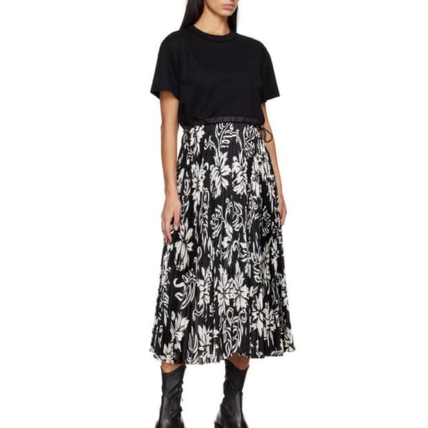 사카이 플로럴 프린트 플리츠 스커트