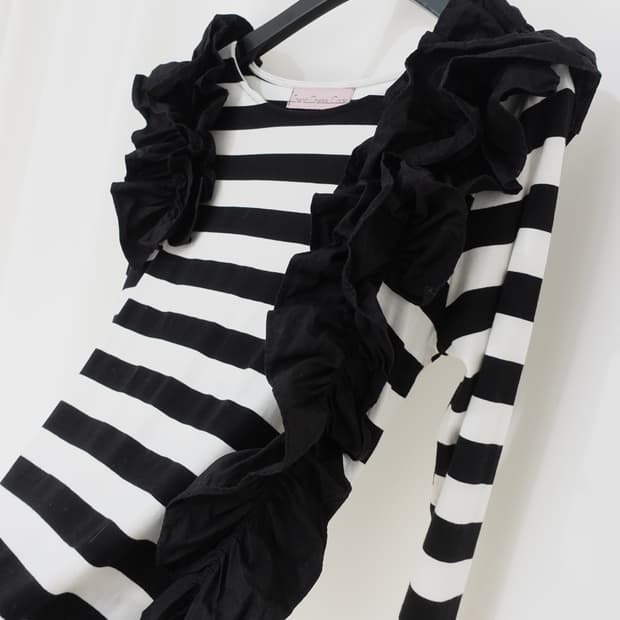 TREND DRESS CODE frill top