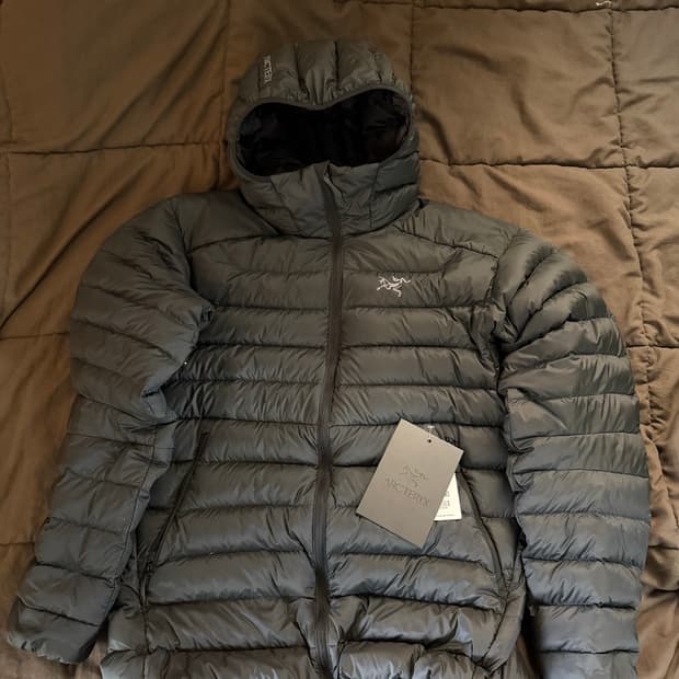 아크테릭스 24fw 세륨후디 블랙 m사이즈