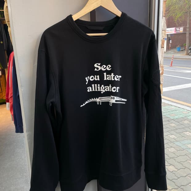 100~105/ 몽클레어 씨유레이터 얼리게이터 블랙 맨투맨