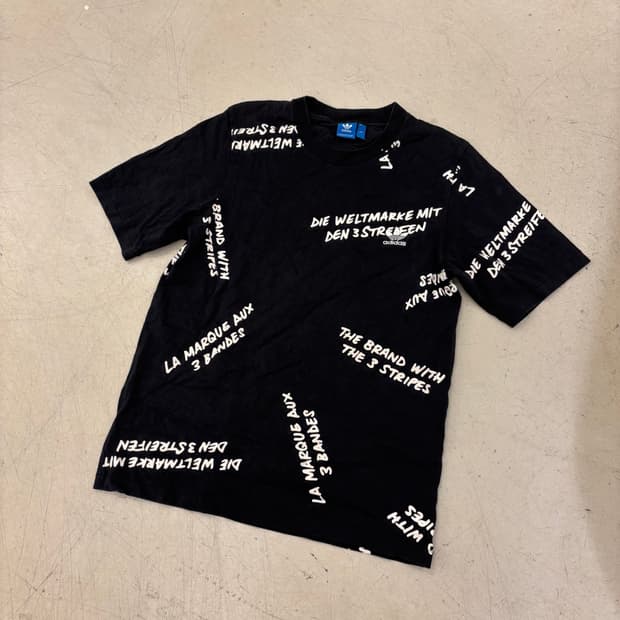 아디다스 레터링 오리지널 반팔티