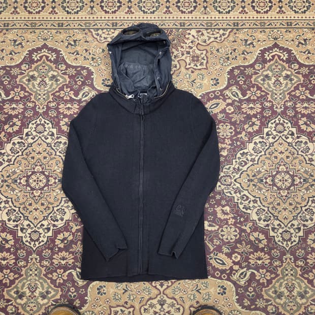 cp컴퍼니 고글 니트 후드 집업 95