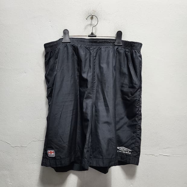 엄브로 블랙 잉글랜드 반바지