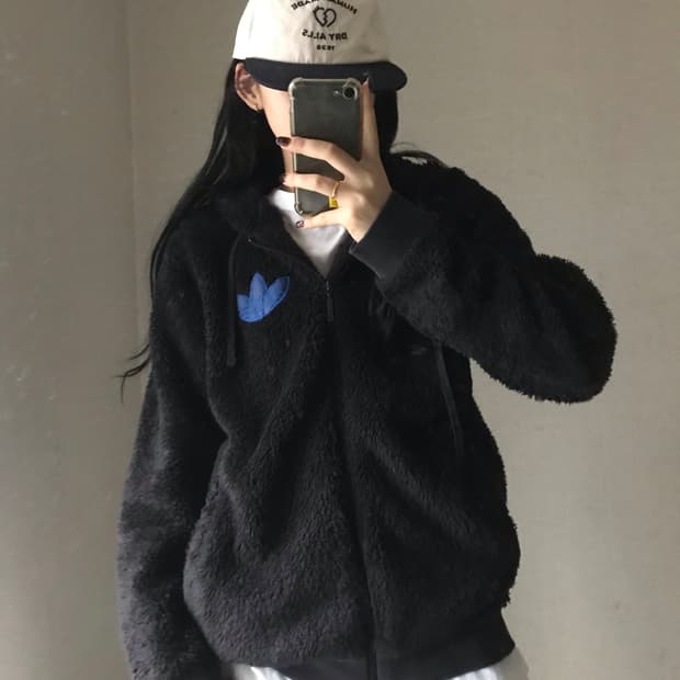 아디다스 블랙 빅로고 후리스