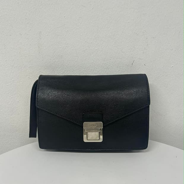 펜디 빈티지 레더 클러치백