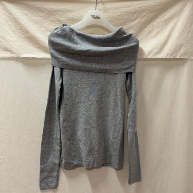 브랜디멜빌 오픈숄더 니트티