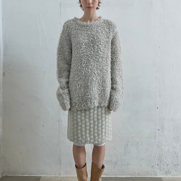 낫띵에브리띵 Oversized Fuzzy Sweater grey
