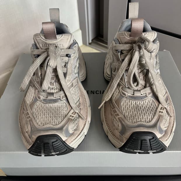 발렌시아가 6XL 그레이 42사이즈