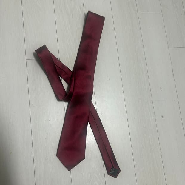 캘빈클라인 무지 레드넥타이 캐주얼넥타이 실버 스펀 솔리드 슬림